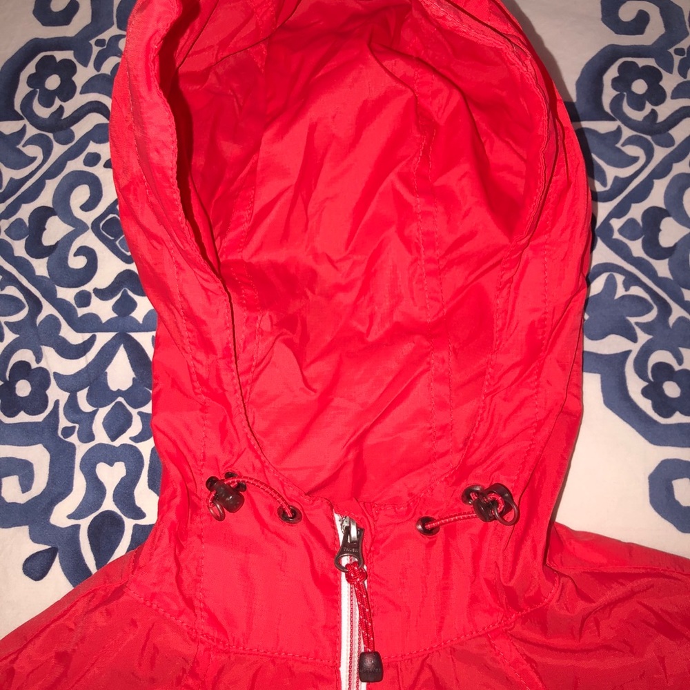 Lightweight Packable Eddie Bauer Wind Breaker - image 2